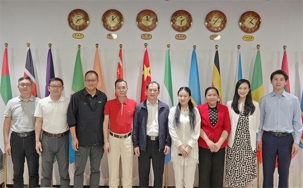 1698889581883334.jpg 7ec1bd5d5d43597a030d40d212b3a1e.jpg