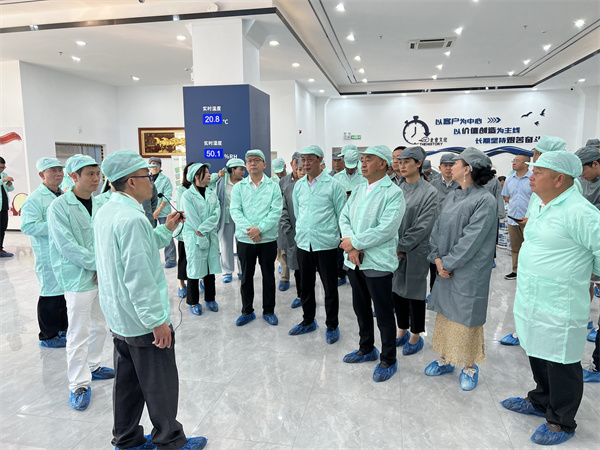 1700708348262762.jpg fa6ef2c2b5adc84ba5f5fab843f98d5.jpg