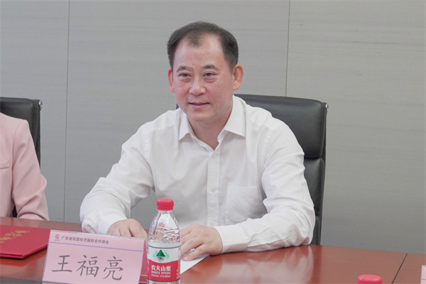 1711595706443434.jpg f05d396dc8bb0d28d6b5aa658636870.jpg